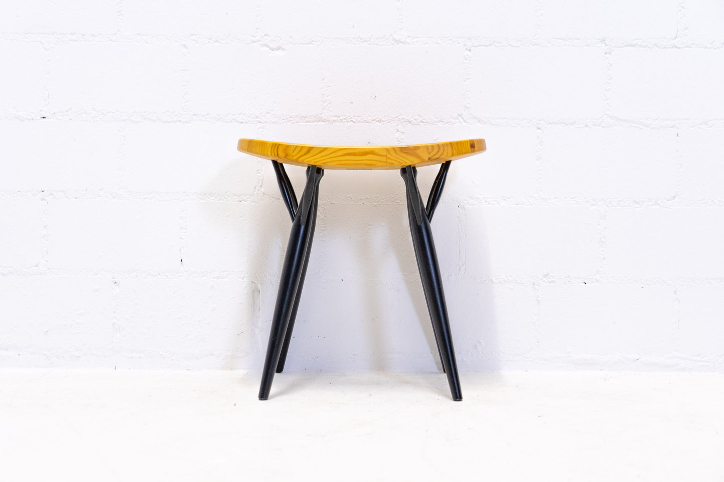 Artek Pirkka Hocker