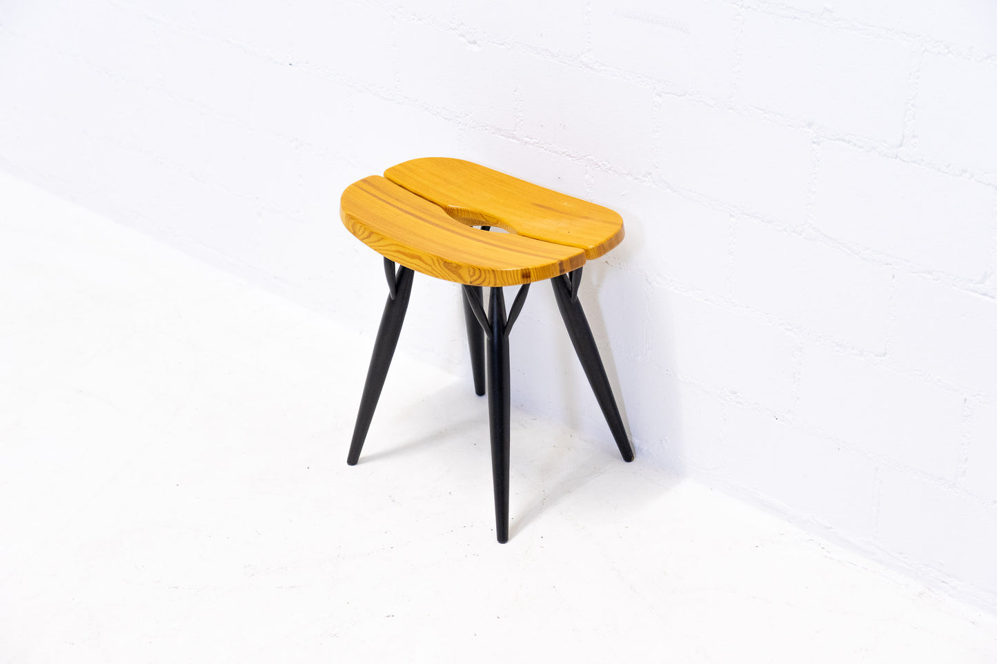 Artek Pirkka Hocker