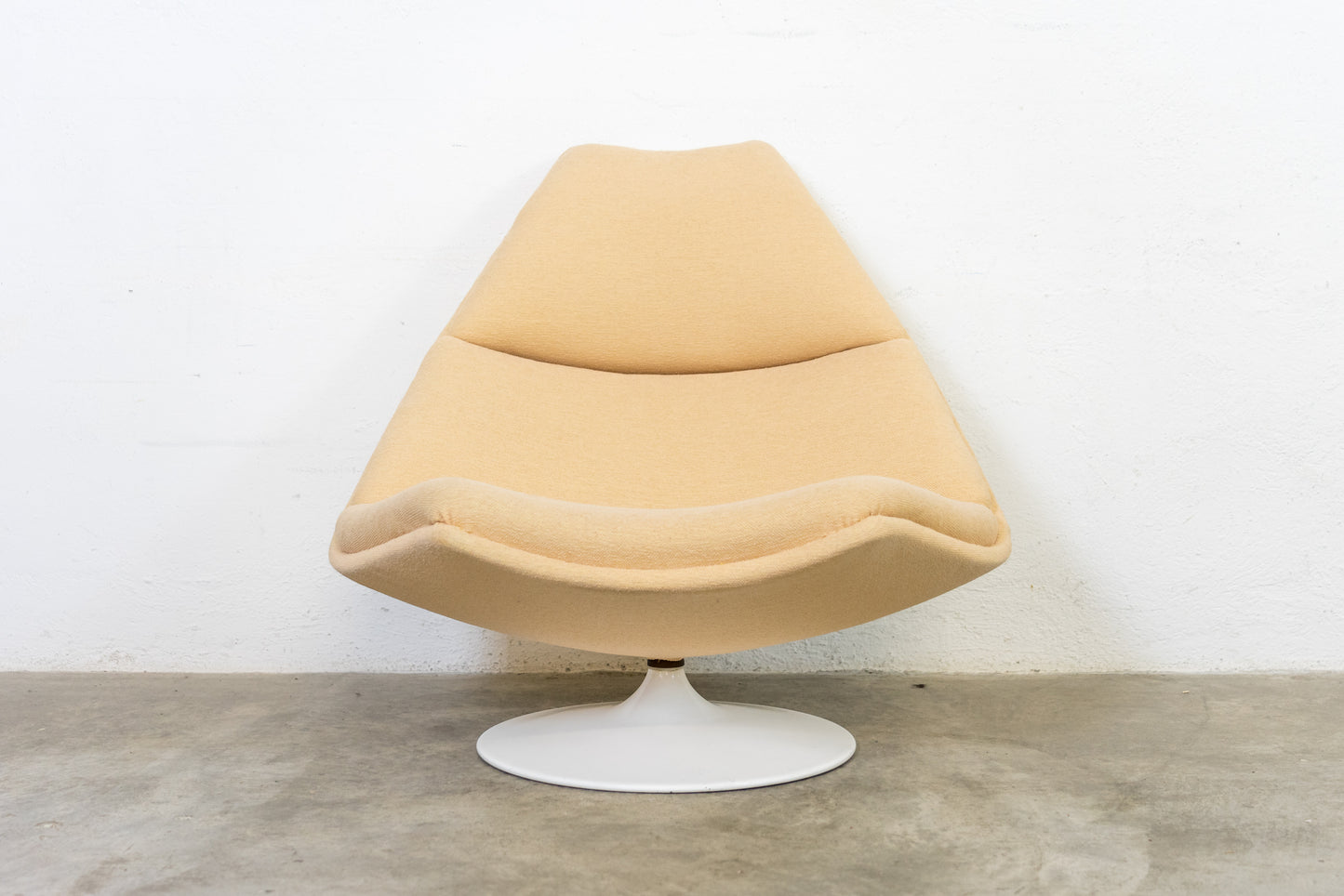 Artifort F511 Sessel