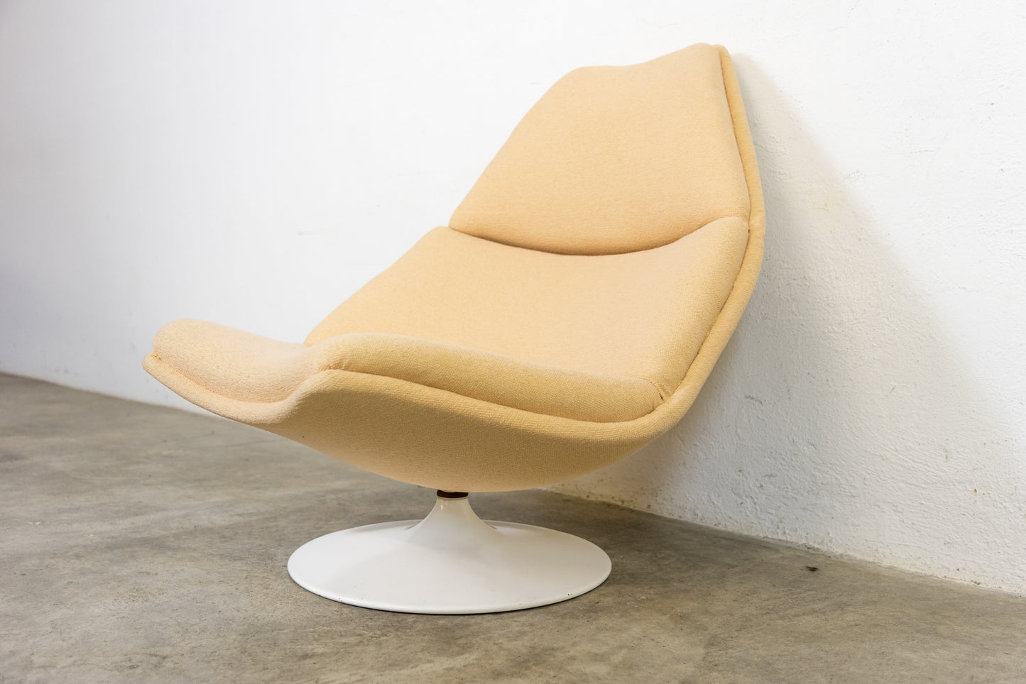 Artifort F511 Sessel