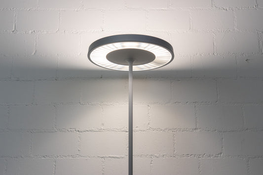 Belux Disk Stehleuchte Nr. 1