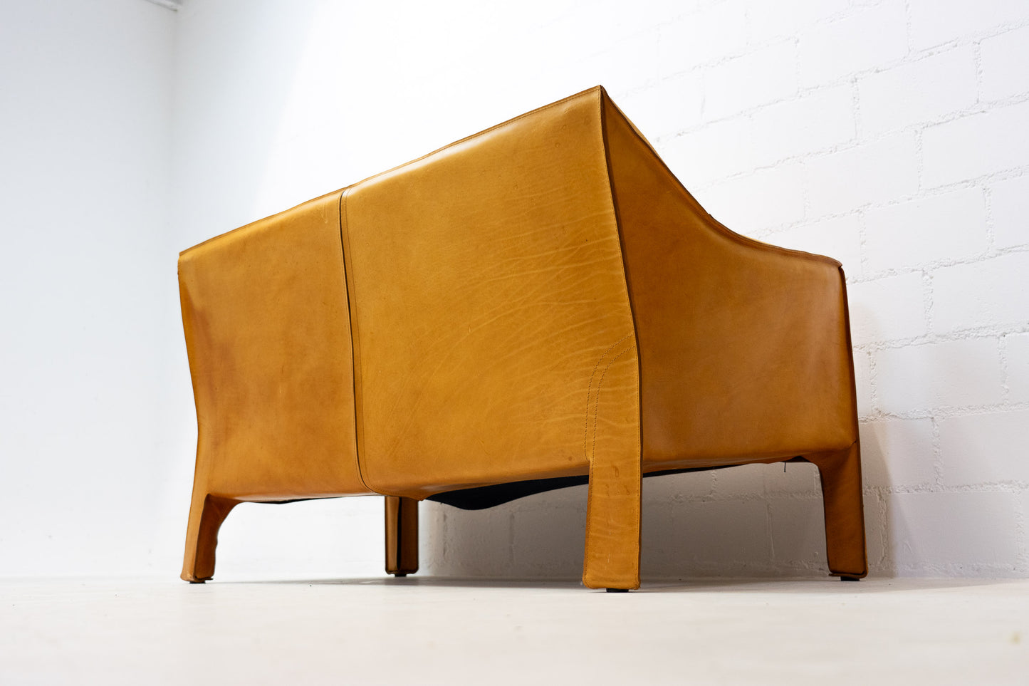 Cassina Cab 415 Sofa