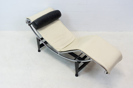 Cassina LC 4 Liege Leder beige