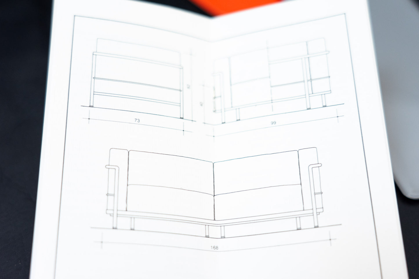Cassina LC3 Sofa Leder Nr. 1