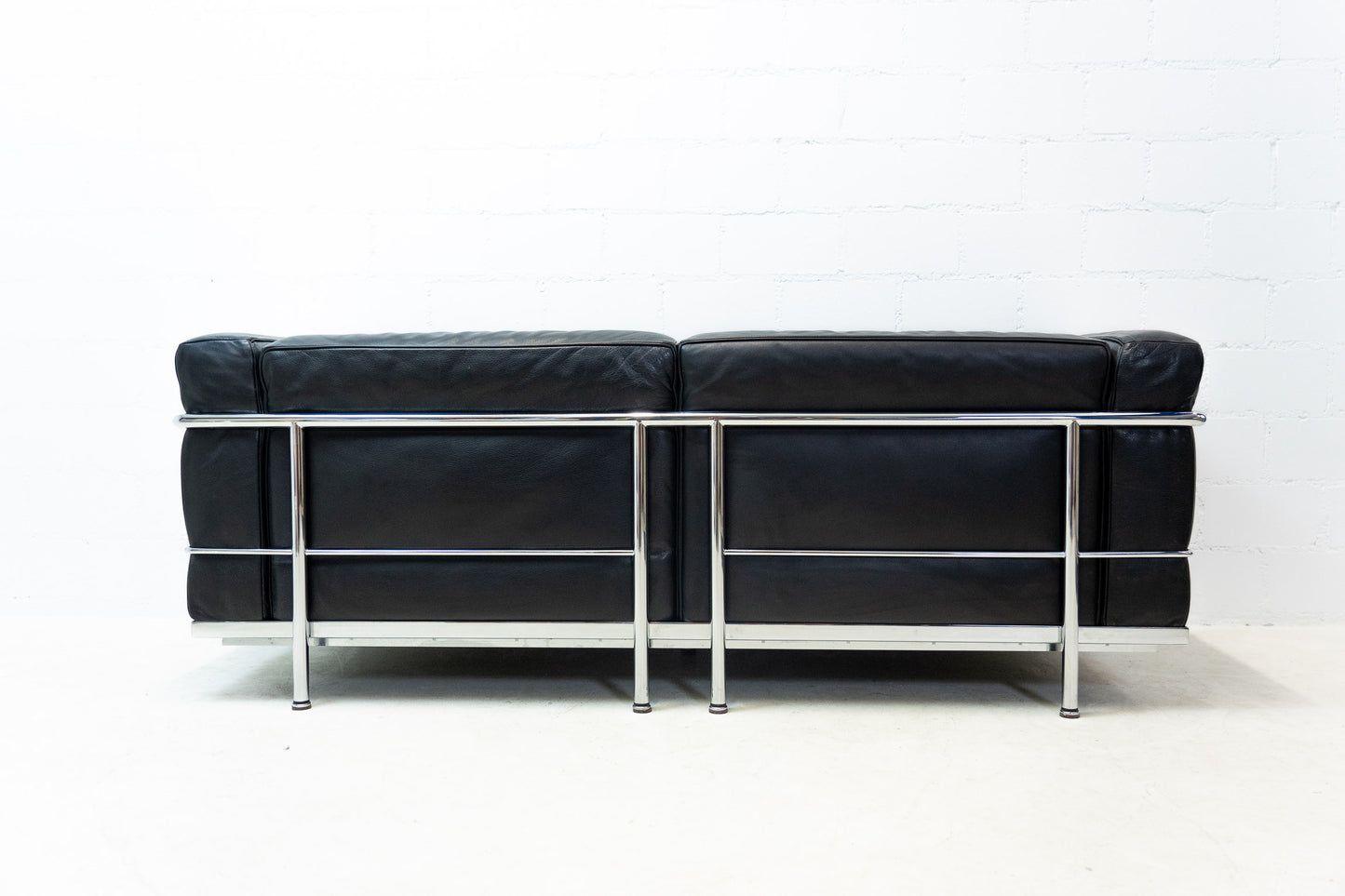 Cassina LC3 Sofa Leder Nr. 1