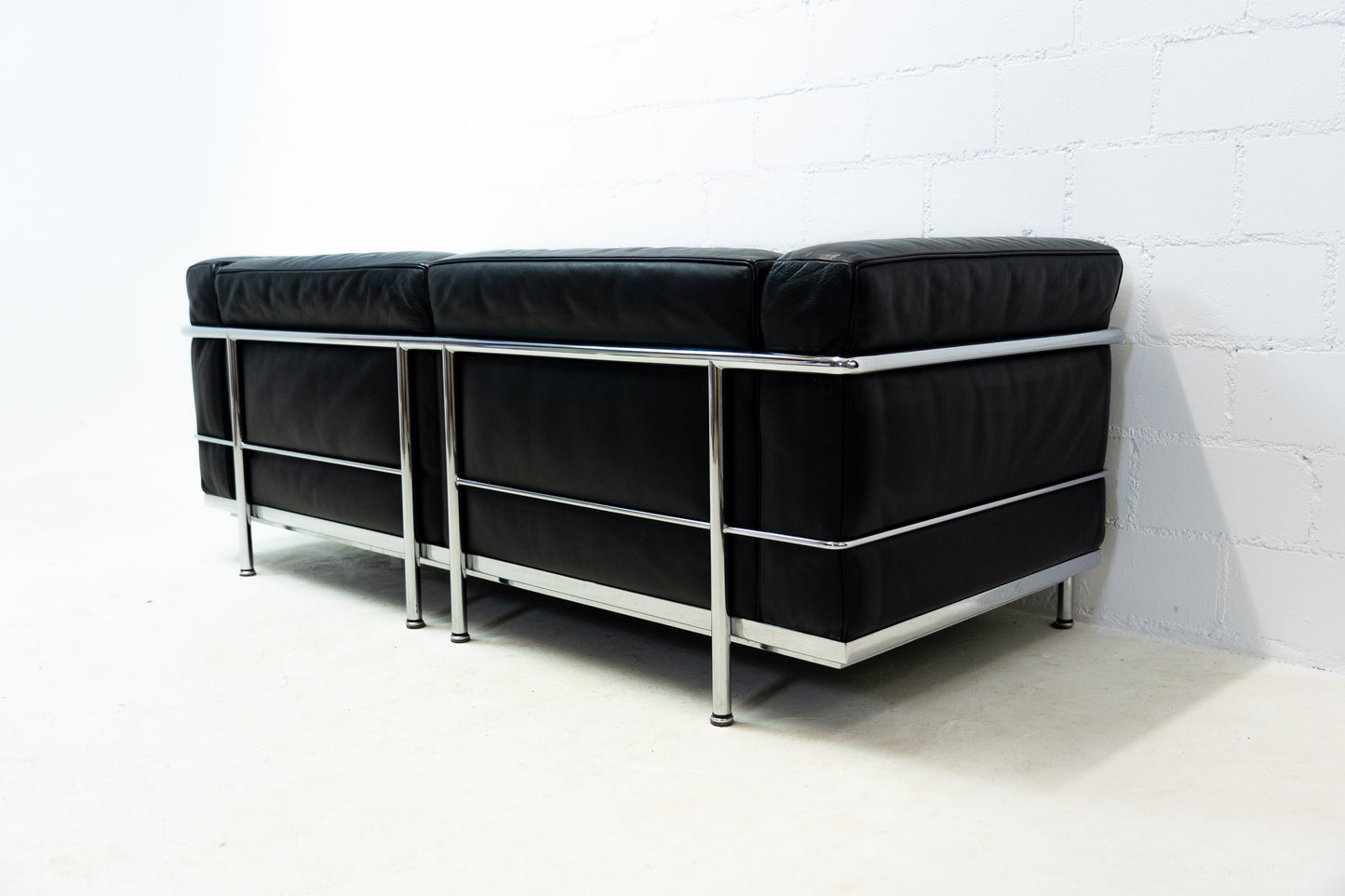 Cassina LC3 Sofa Leder Nr. 1