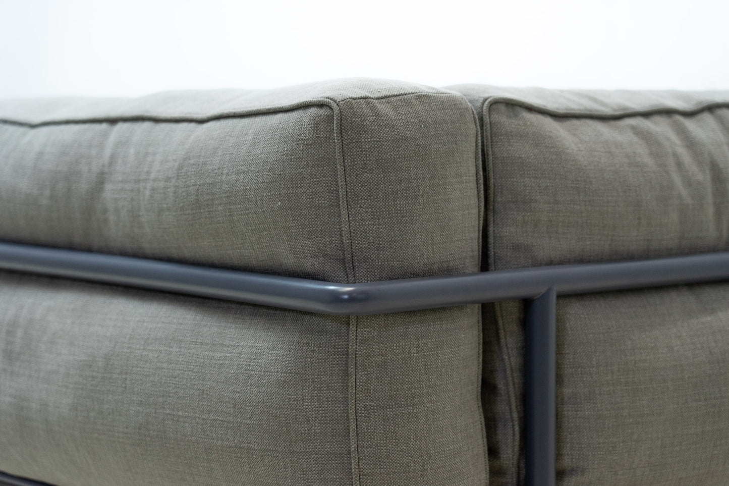Cassina LC3 Sessel Méridienne Stoff