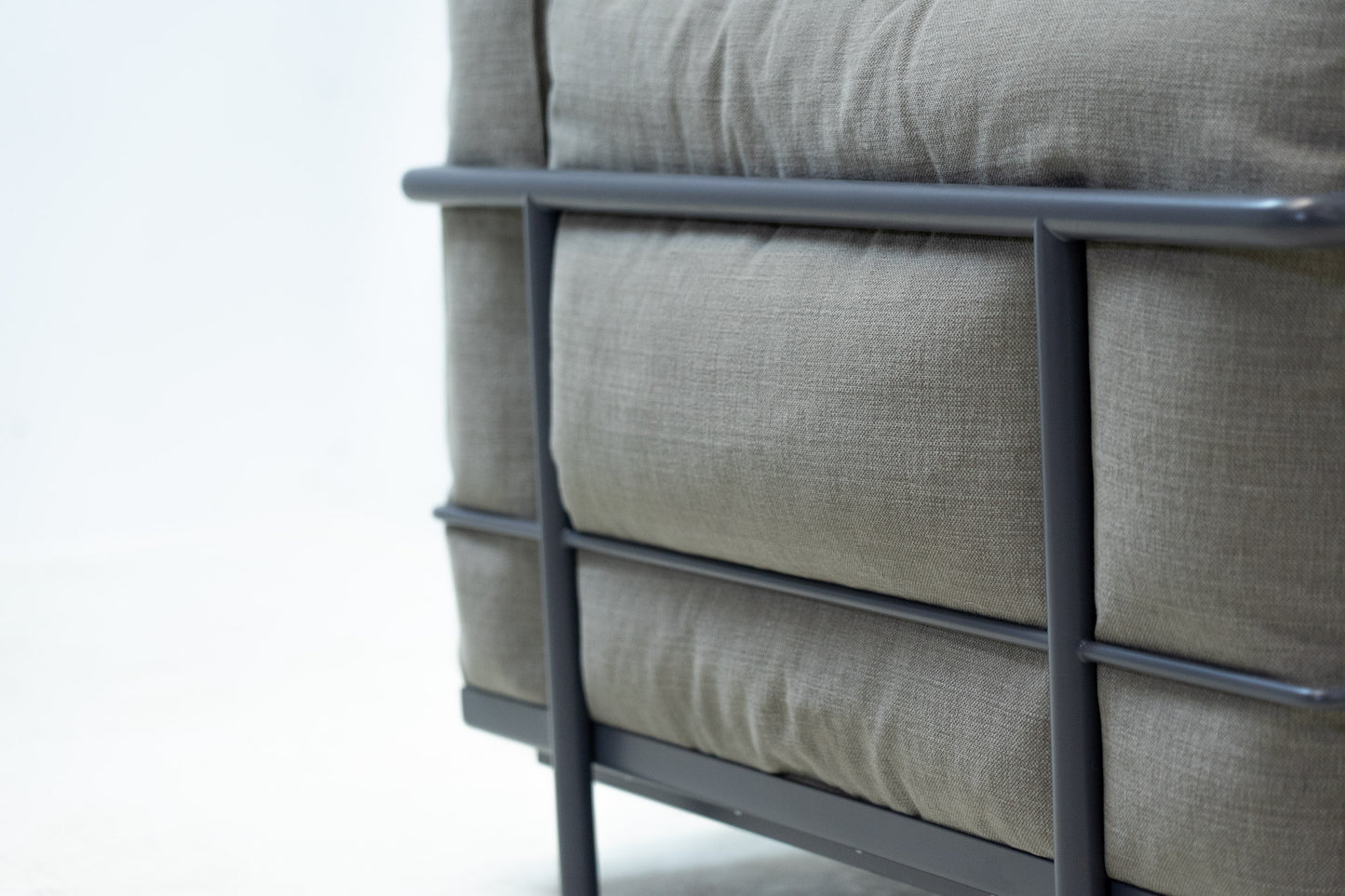 Cassina LC3 Sessel Méridienne Stoff