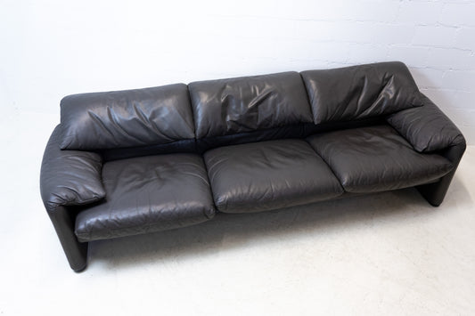 Cassina Maralunga Sofa Nr. 21