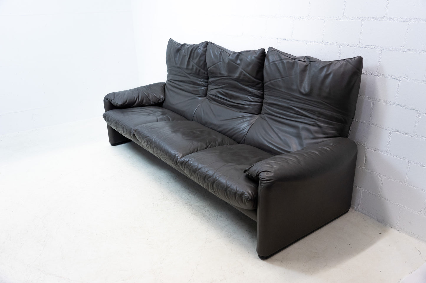 Cassina Maralunga Sofa Nr. 21