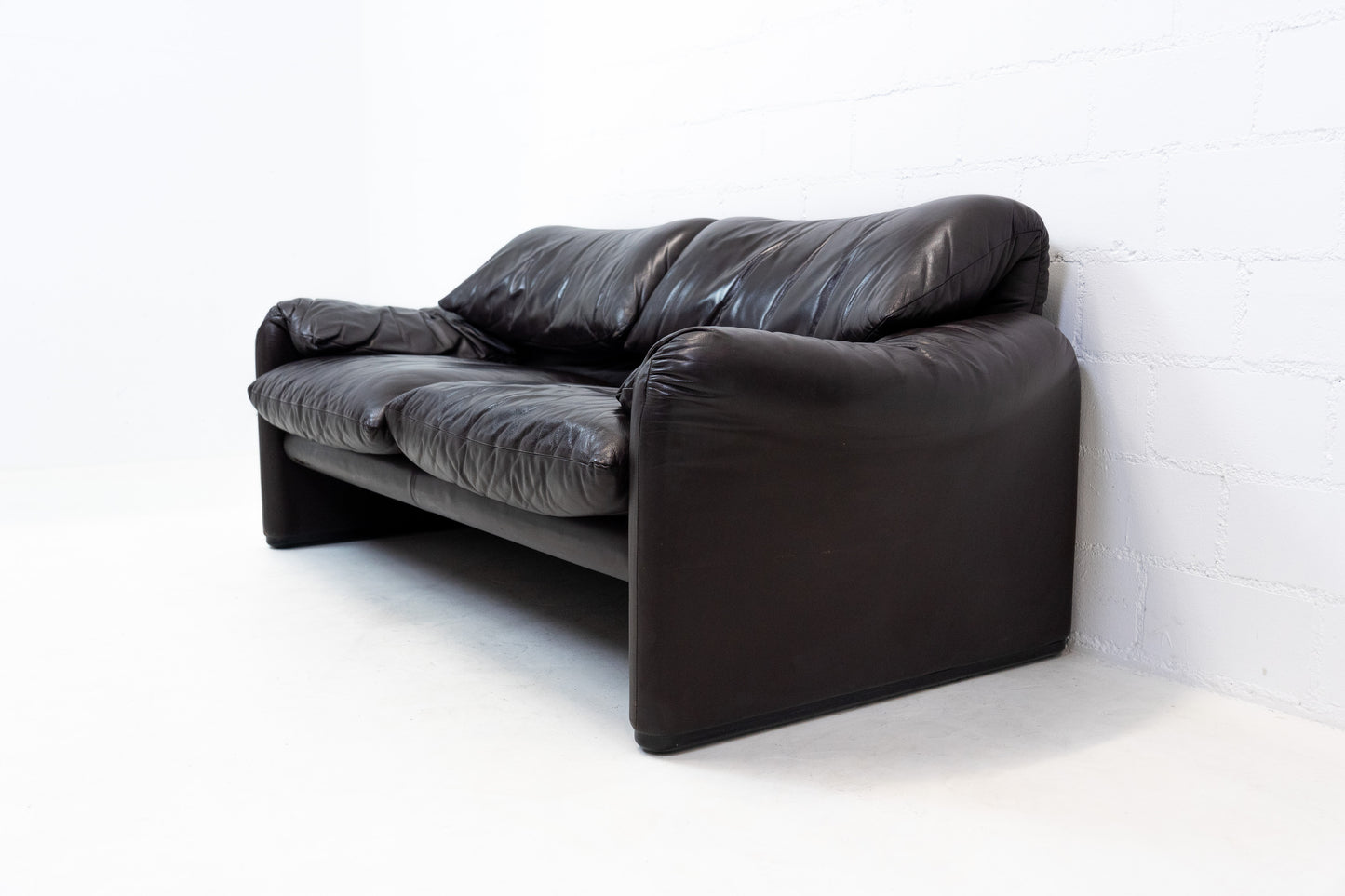 Cassina Maralunga Sofa Nr. 23