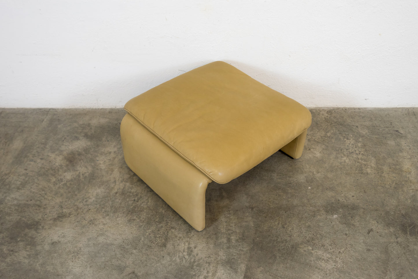 De Sede DS-2011 Hocker