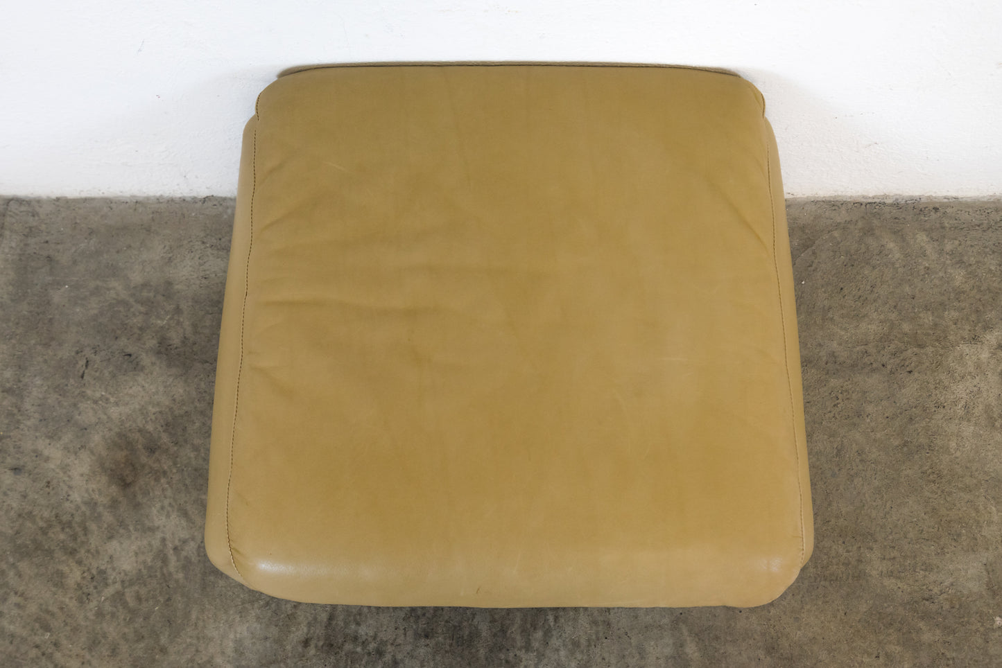 De Sede DS-2011 Hocker