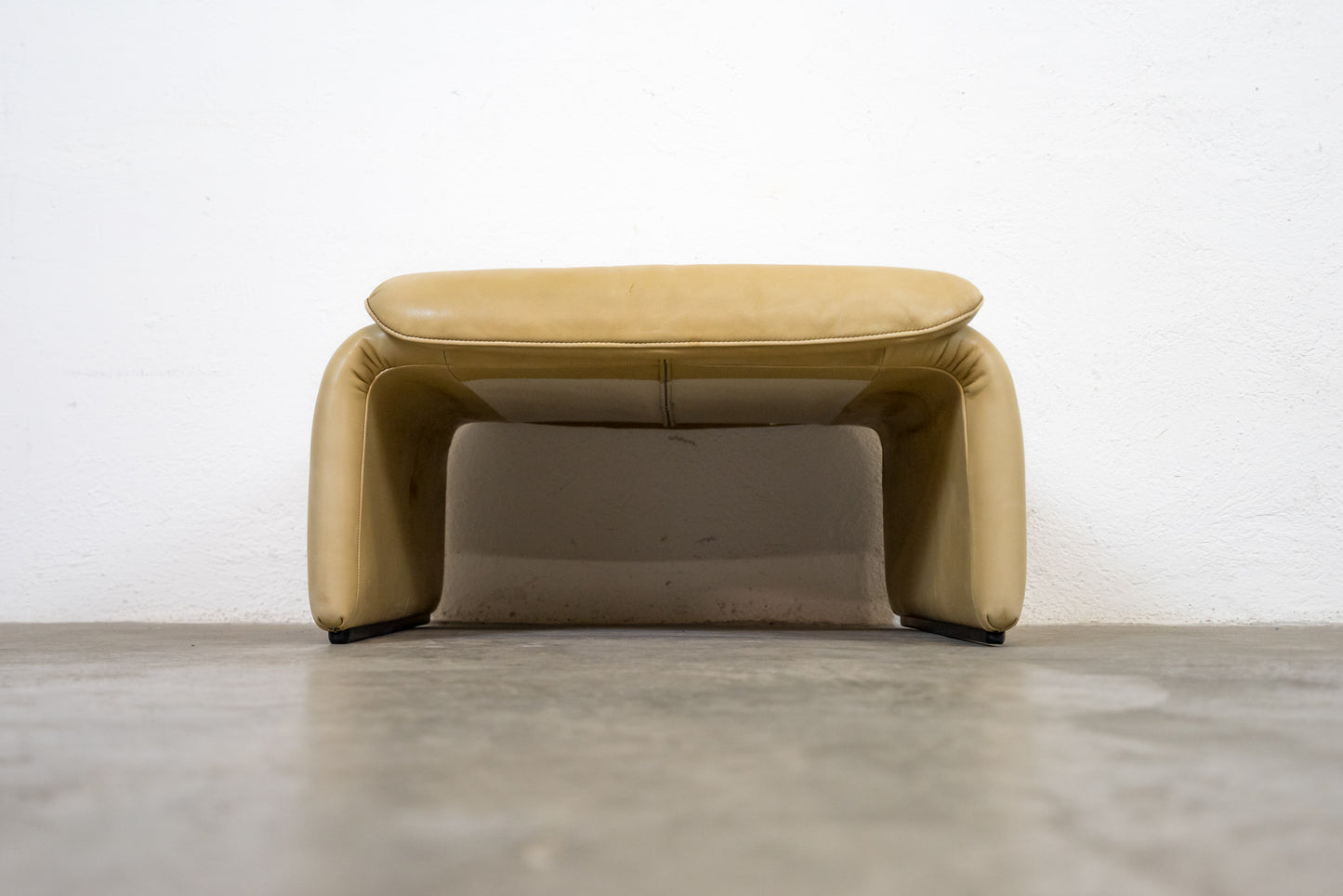 De Sede DS-2011 Hocker