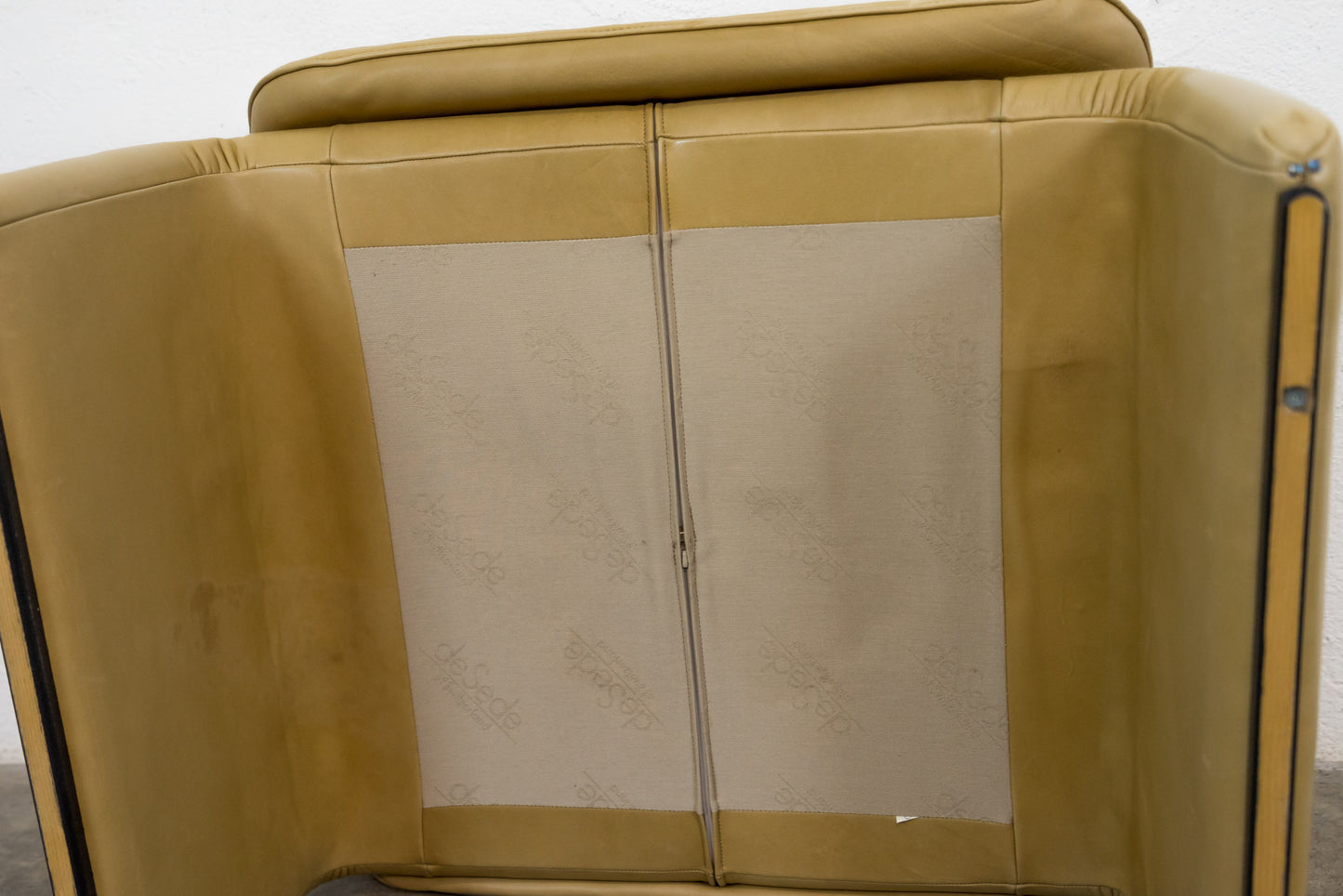 De Sede DS-2011 Hocker
