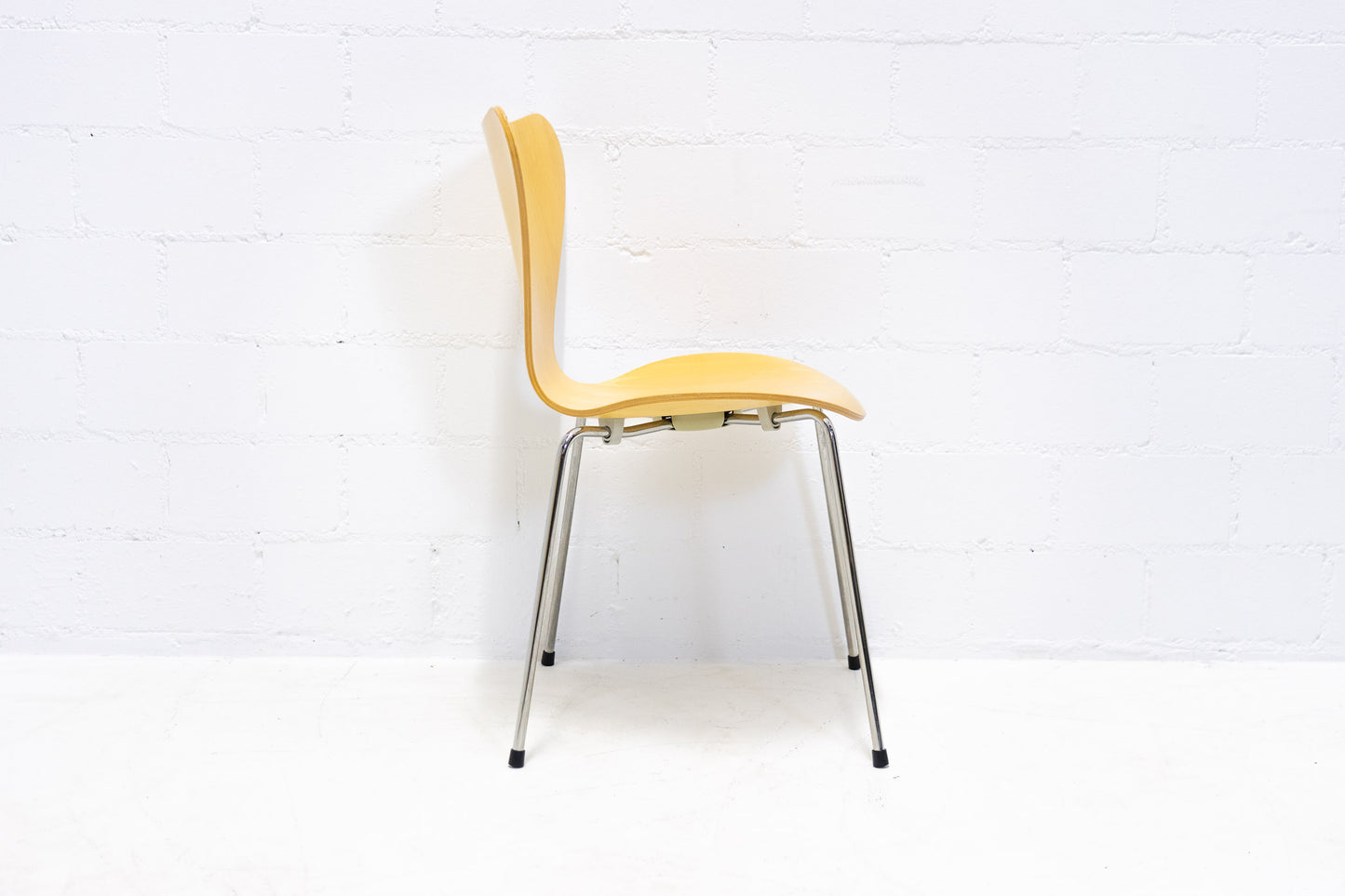 Fritz Hansen 3107 Stuhl Ahorn Natur