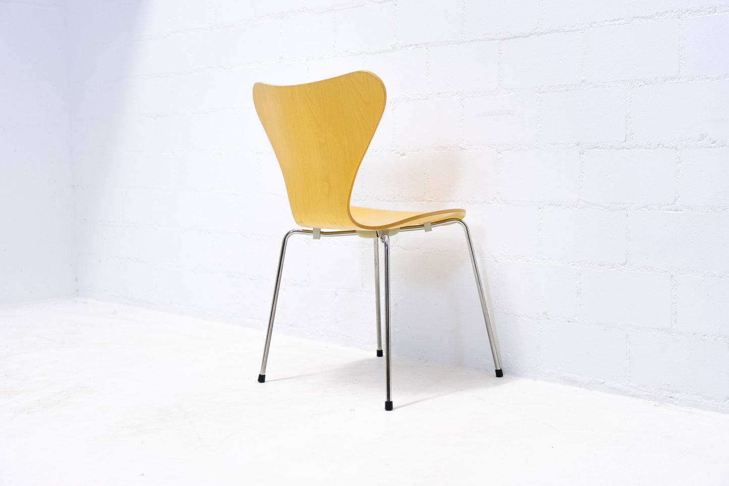 Fritz Hansen 3107 Stuhl Ahorn Natur