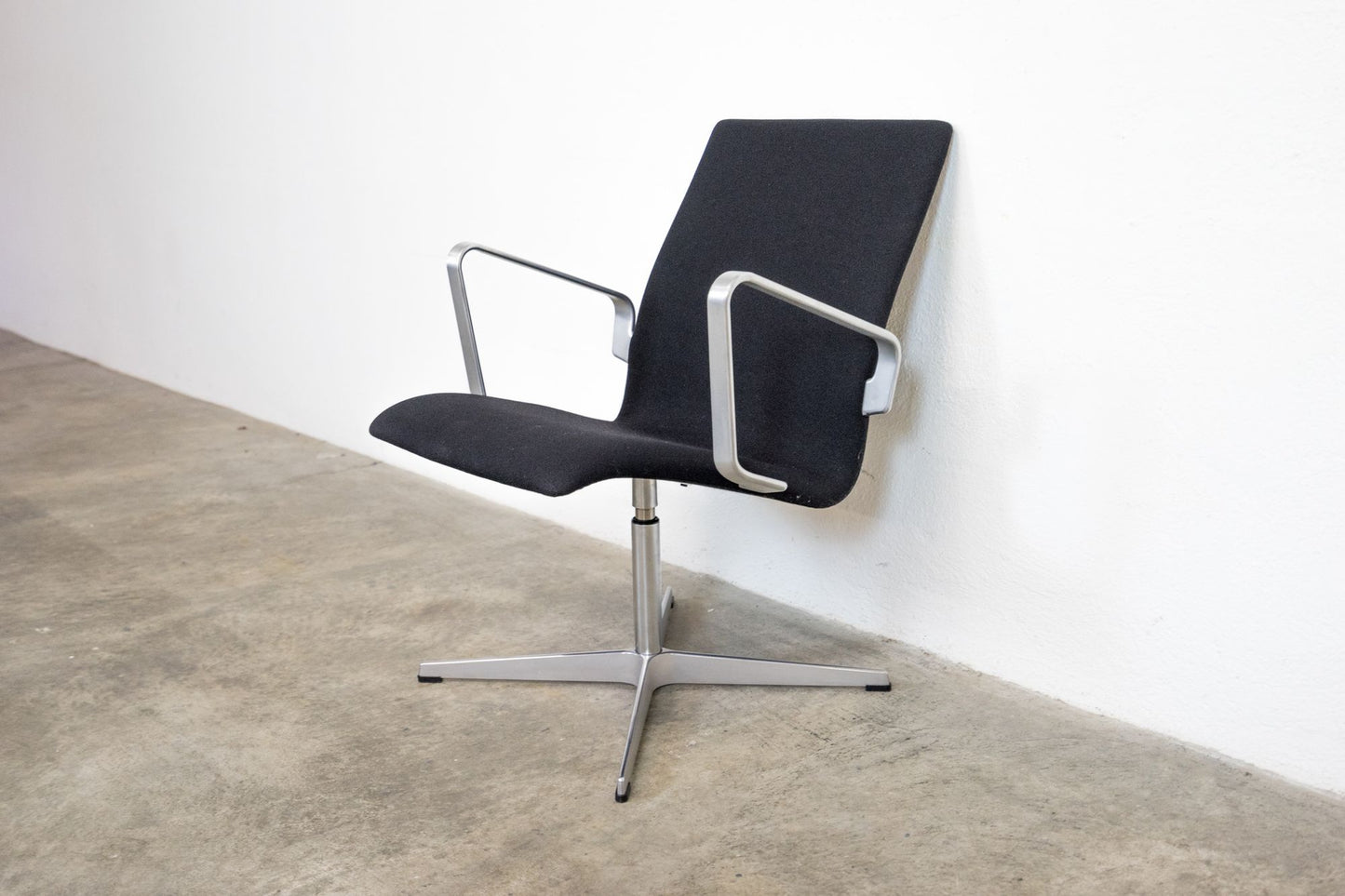 Fritz Hansen Oxford Chair