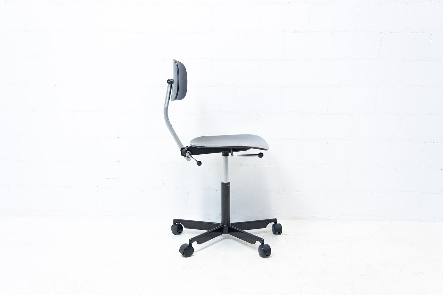 Fritz Hansen Kevi Bürostuhl Nr. 11