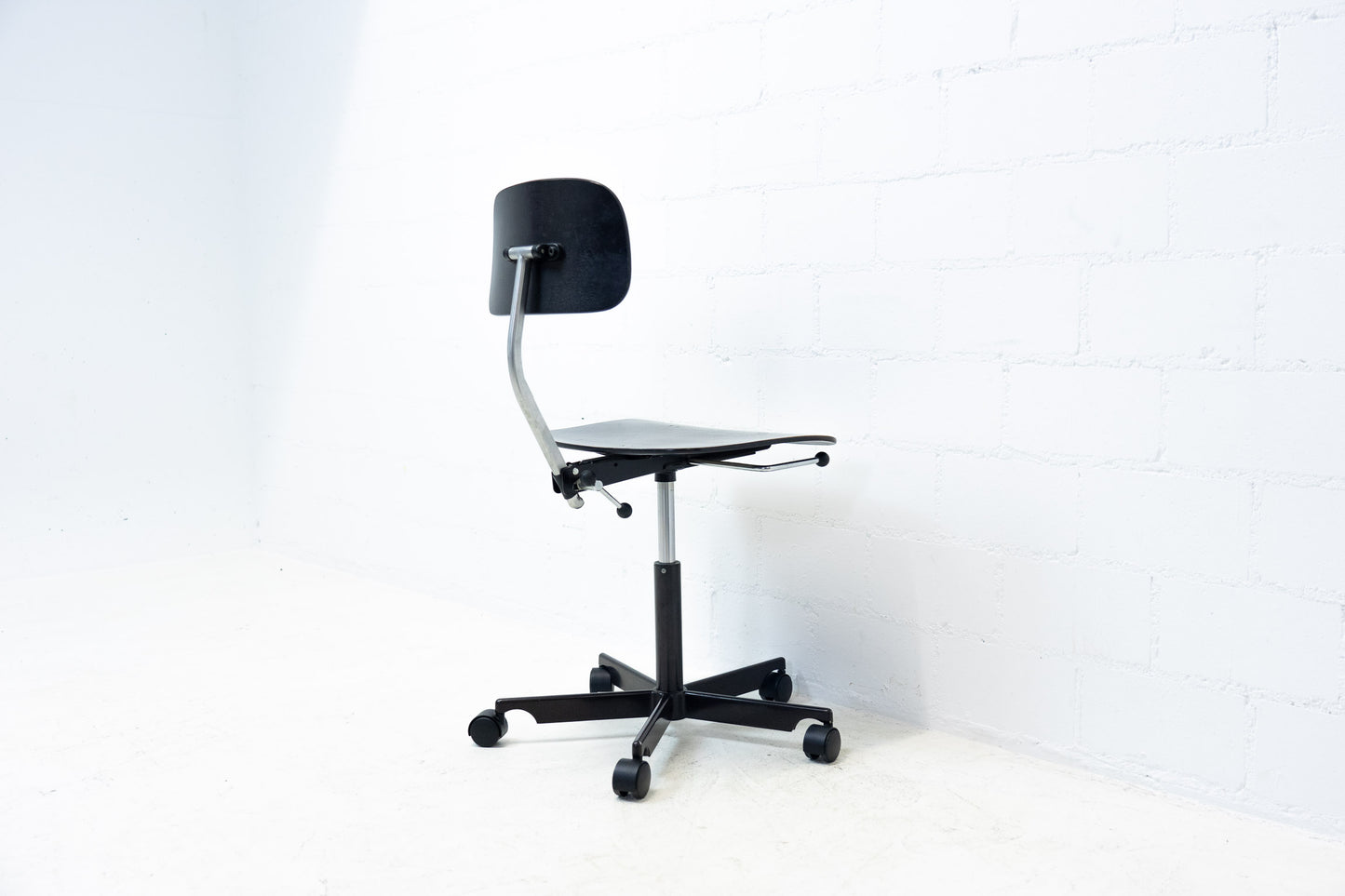Fritz Hansen Kevi Bürostuhl Nr. 11