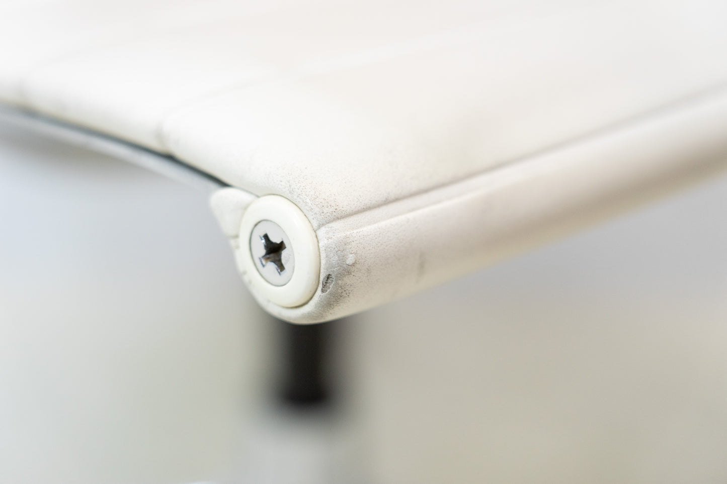 Herman Miller by Vitra Eames Aluminium Chair EA 108