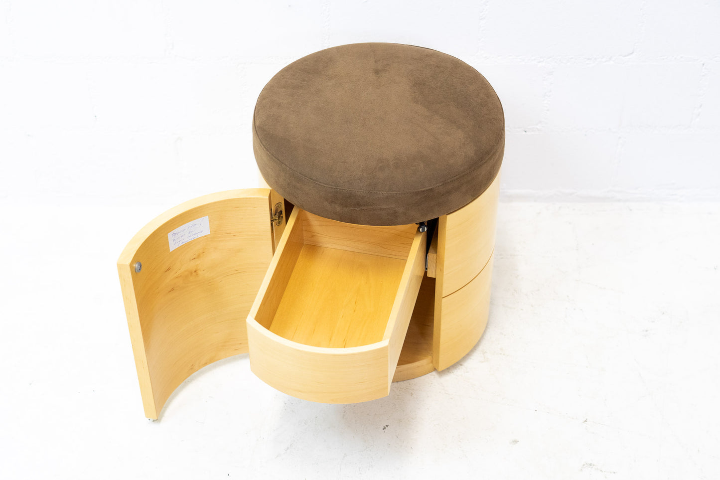 Hocker Regal Prototyp