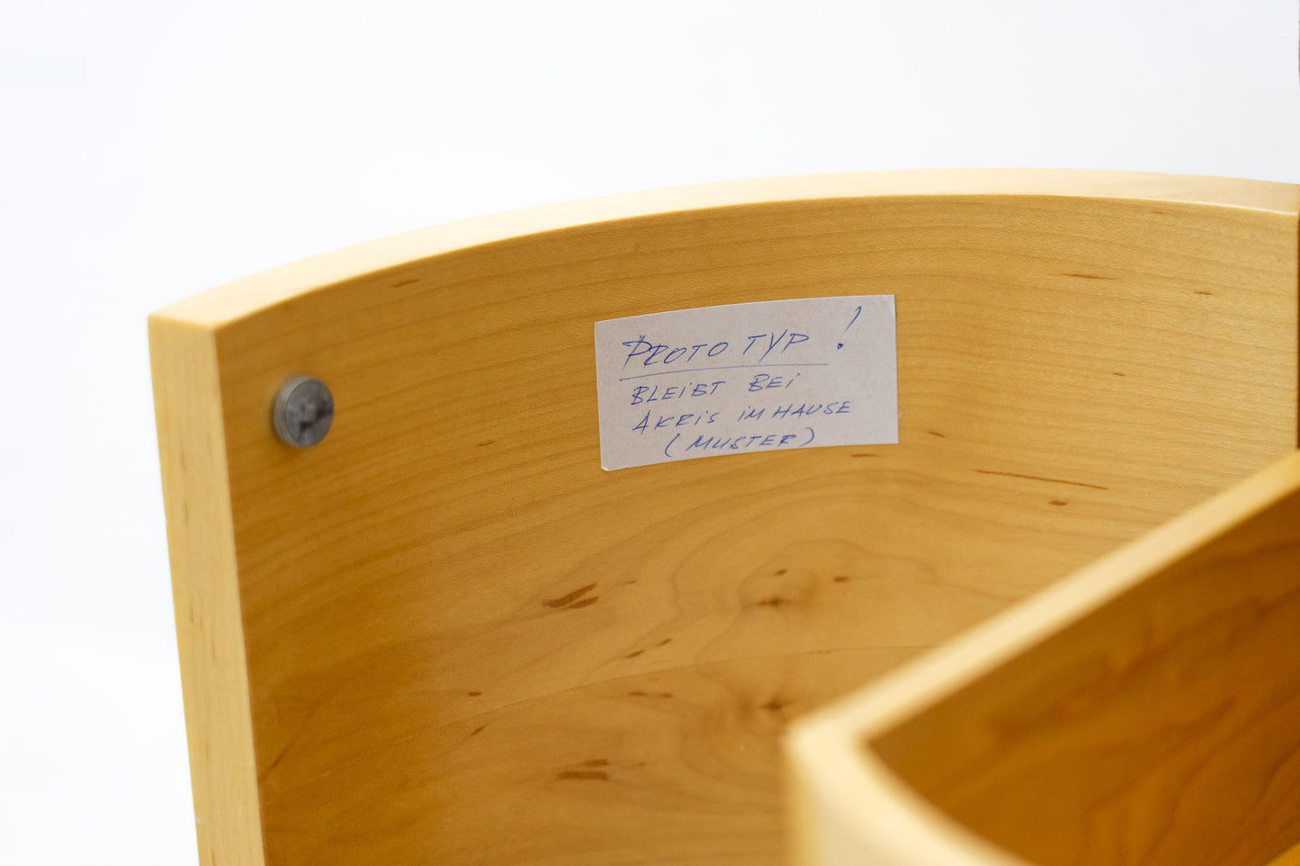 Hocker Regal Prototyp