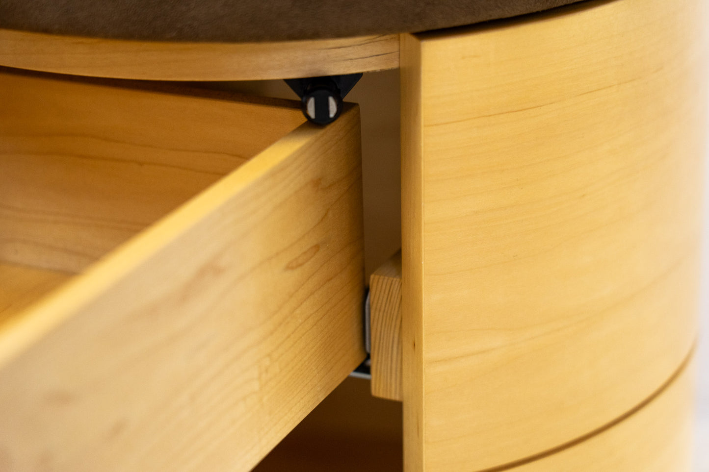 Hocker Regal Prototyp