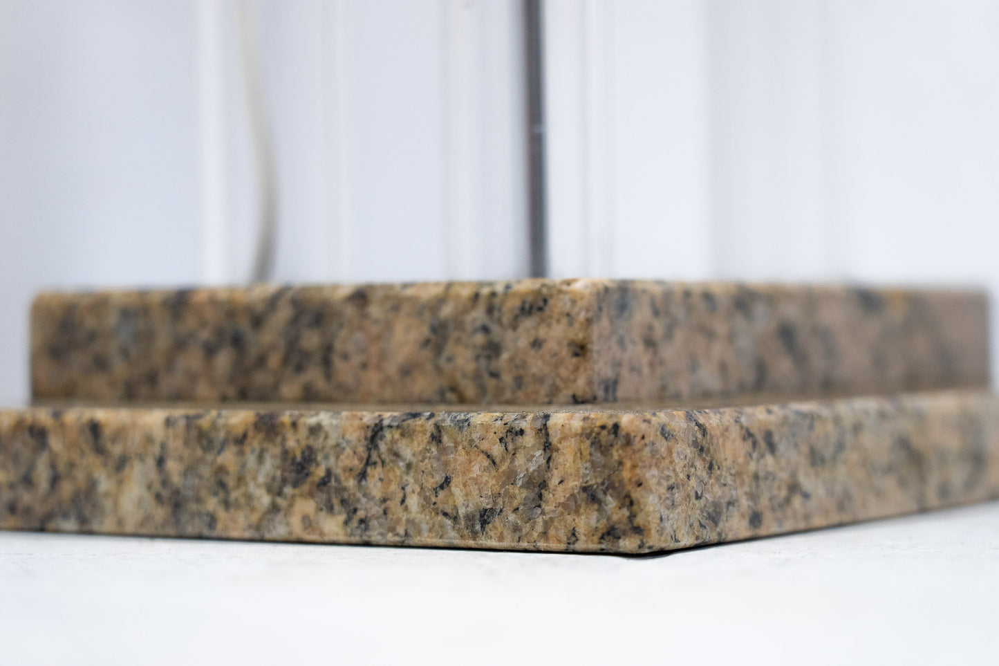 Stehleuchte Granit Plexiglas