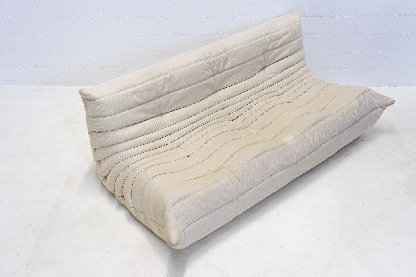 Ligne Roset Togo Sofa Stoff