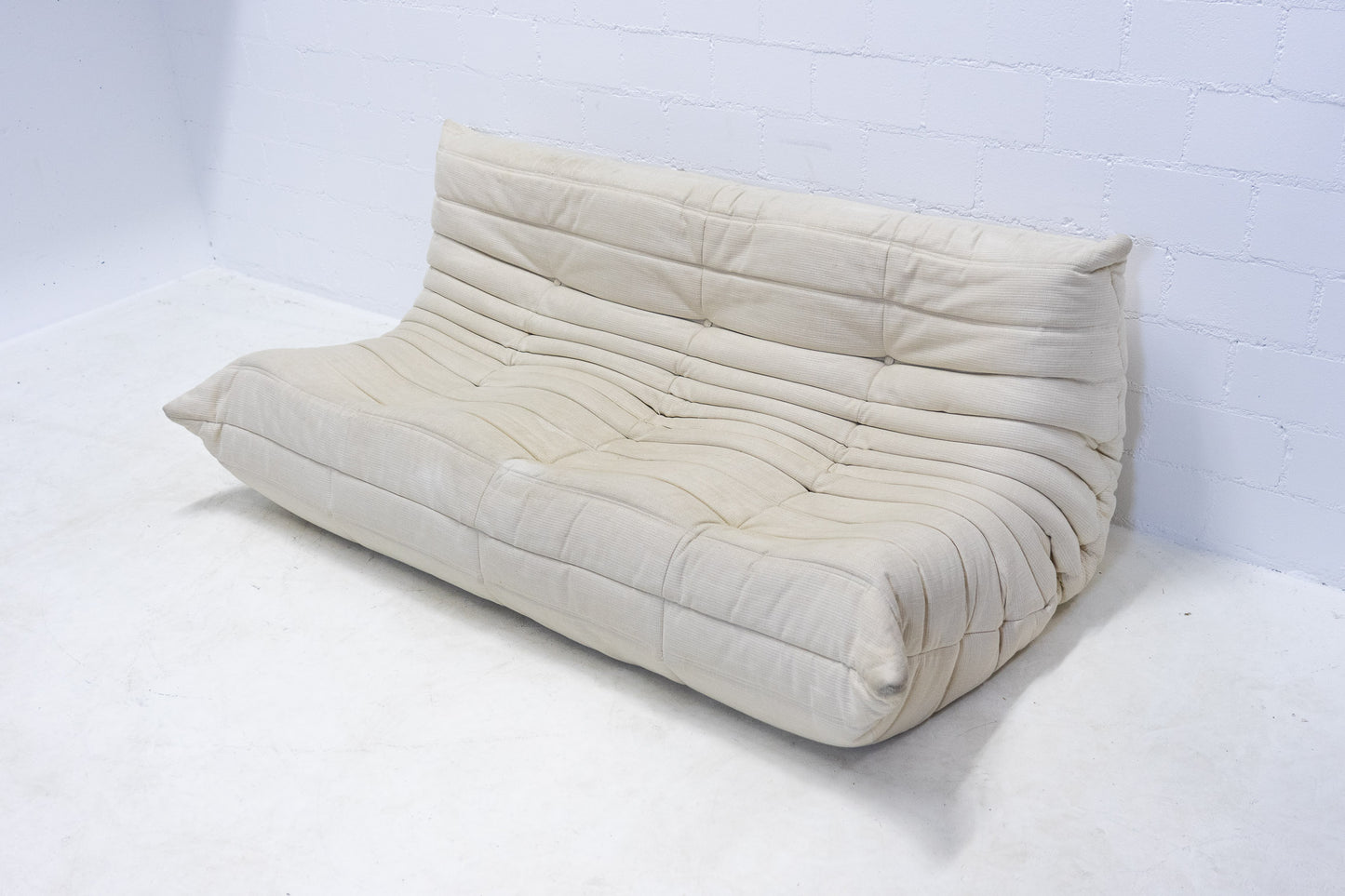 Ligne Roset Togo Sofa Stoff