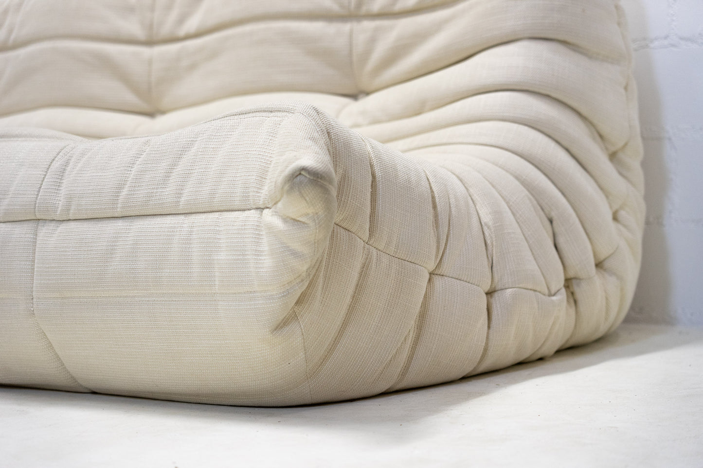 Ligne Roset Togo Sofa Stoff