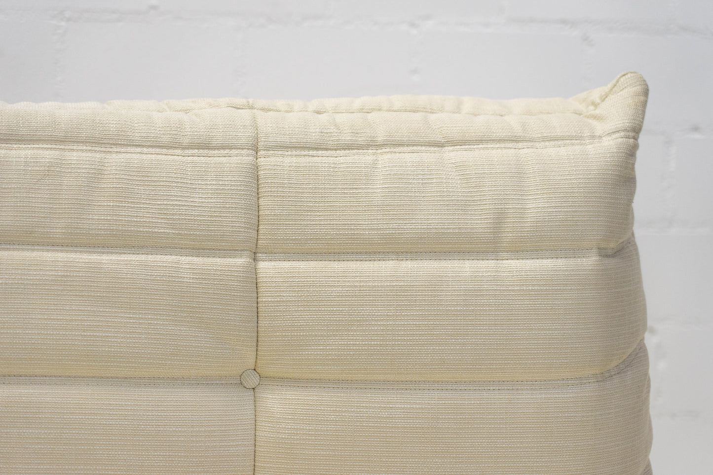 Ligne Roset Togo Sofa Stoff