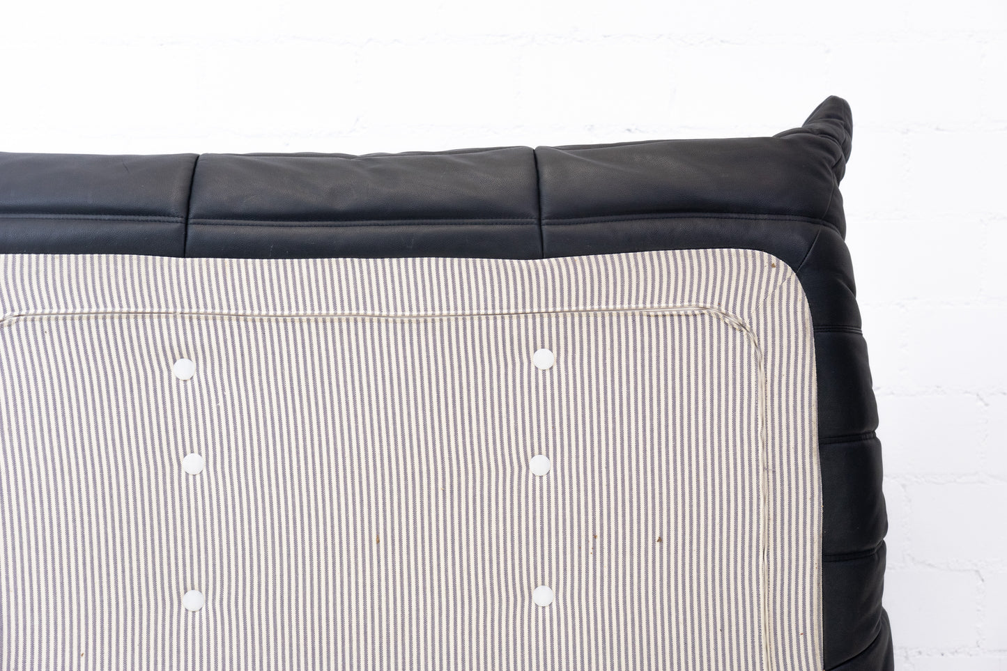 Ligne Roset Togo Sofa Leder