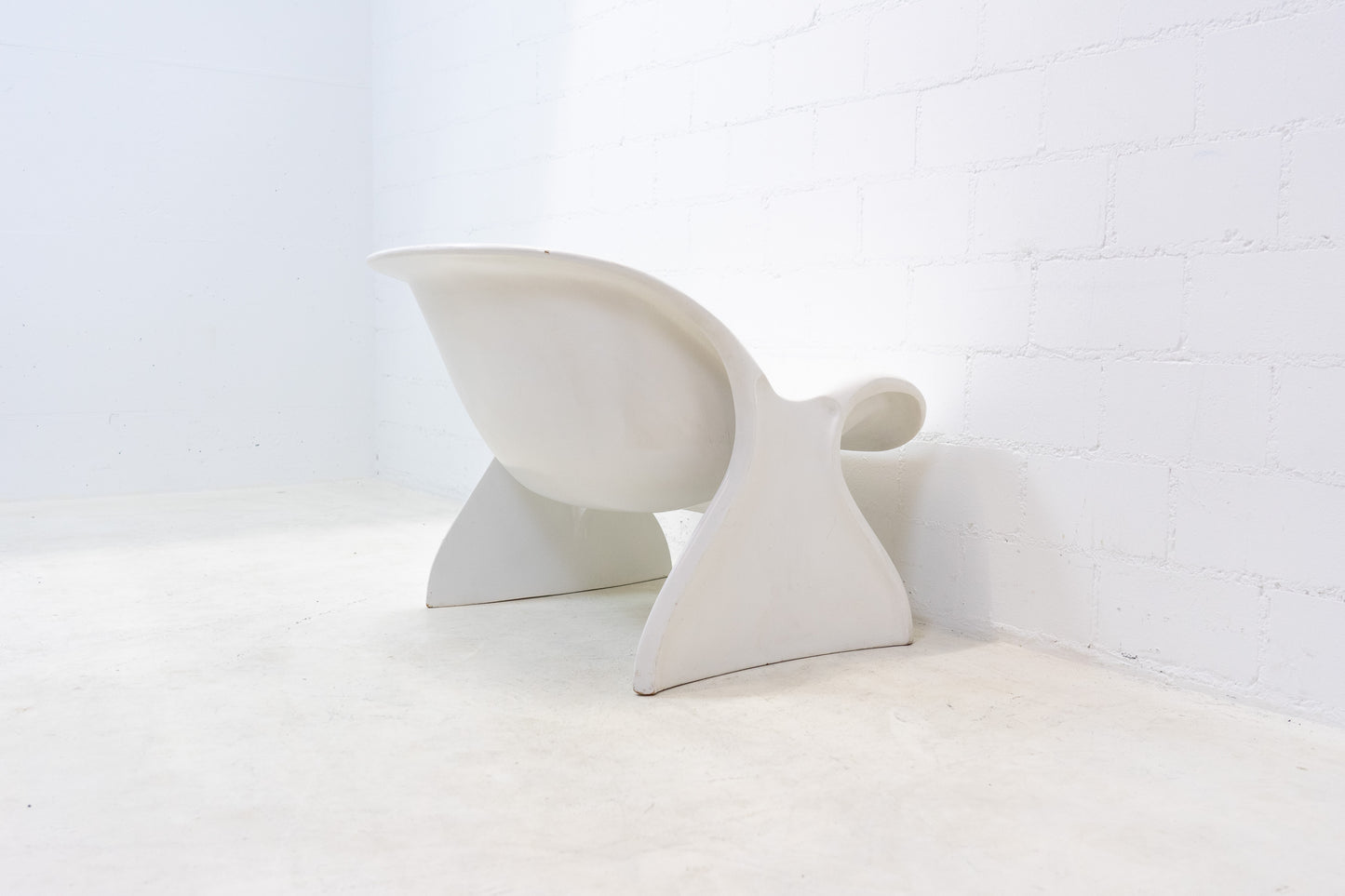 Peter Ghyczy Spring Chair