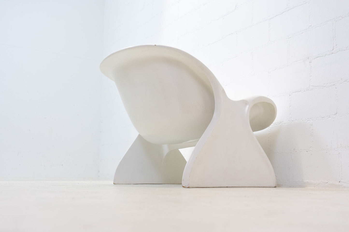 Peter Ghyczy Spring Chair