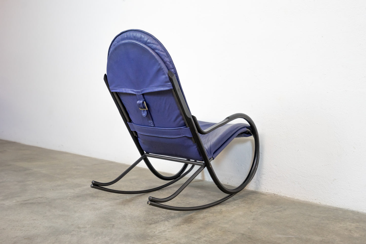 Strässle Nonna Schaukelstuhl Paul Tuttle Nr. 8