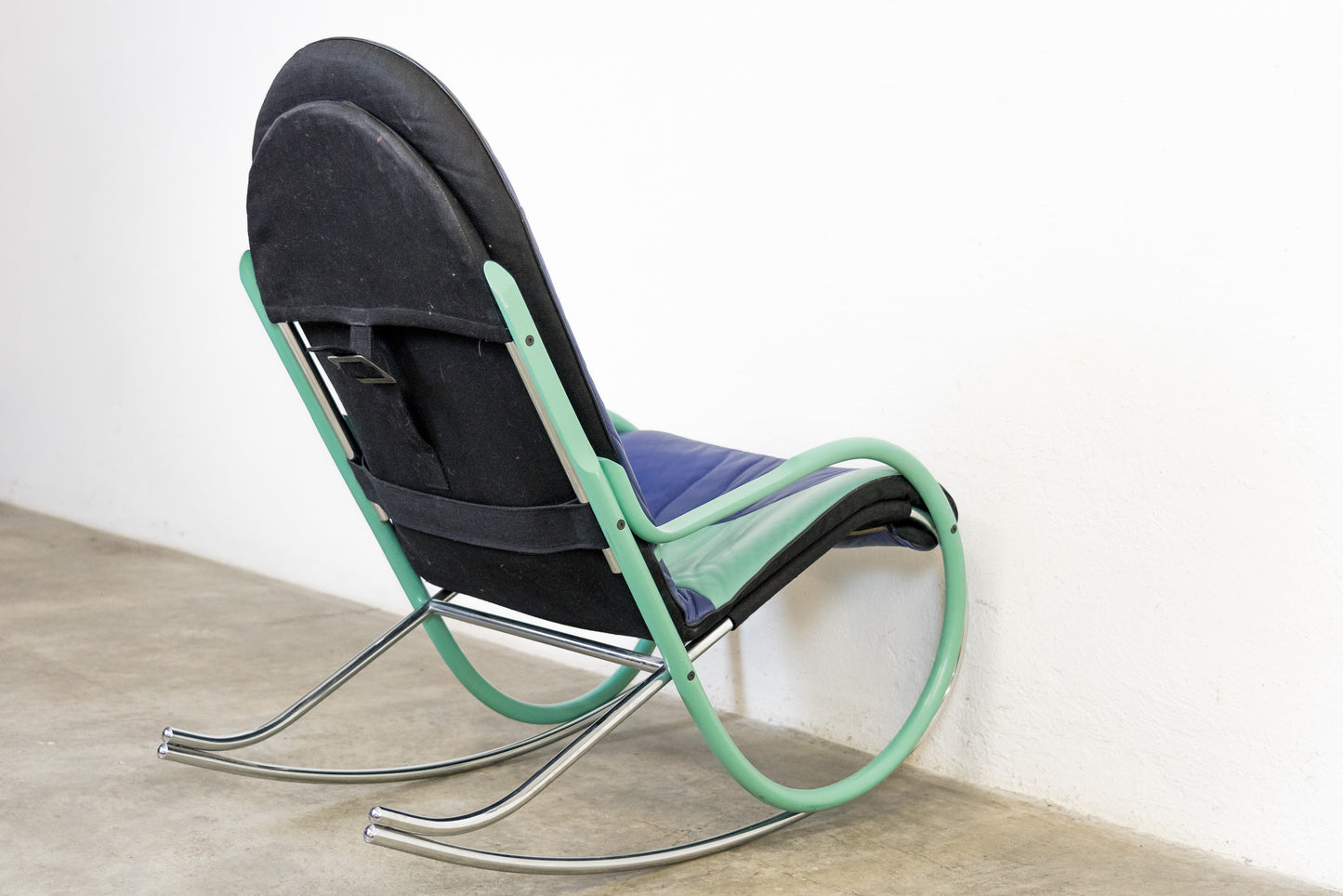 Strässle Nonna Schaukelstuhl Paul Tuttle Nr. 14