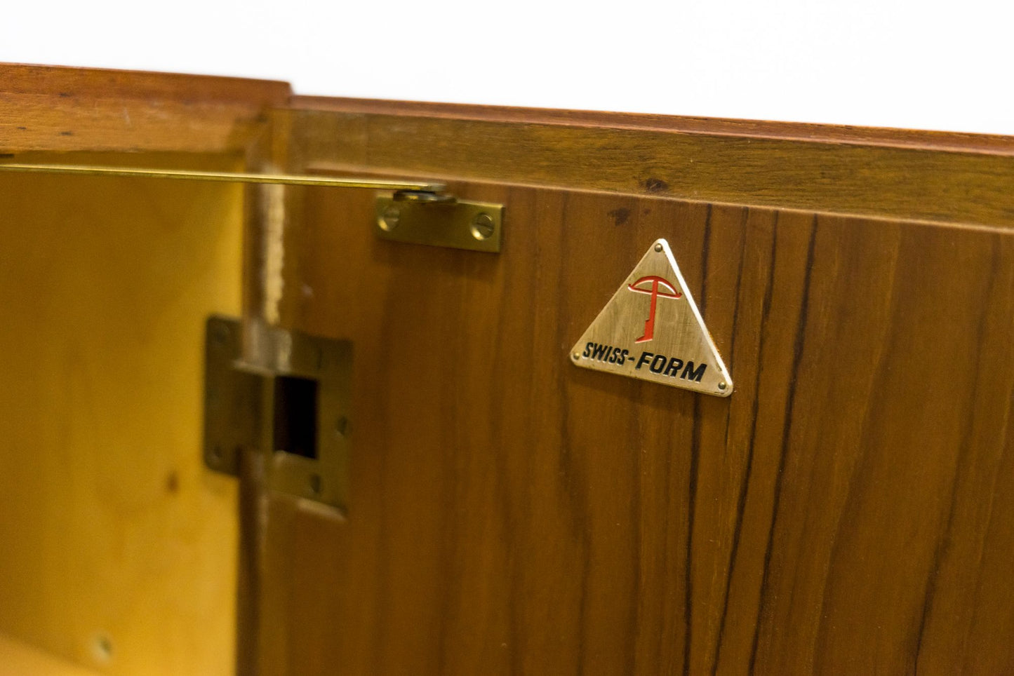 Swiss-Form Teak Kommode