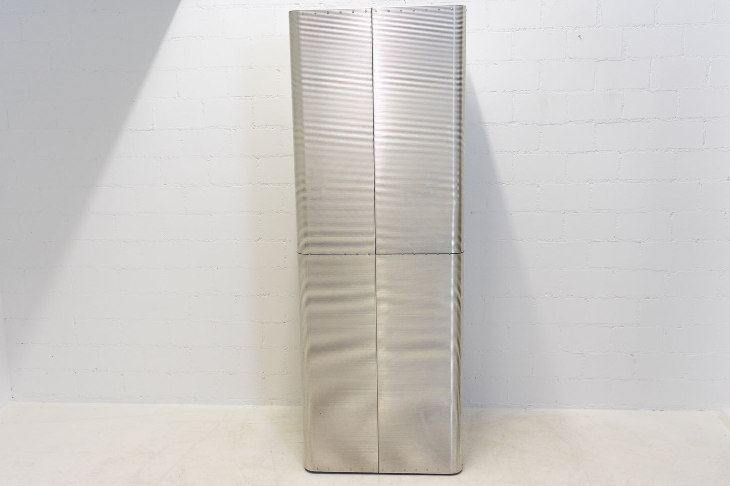 Thut Aluminiumschrank 380