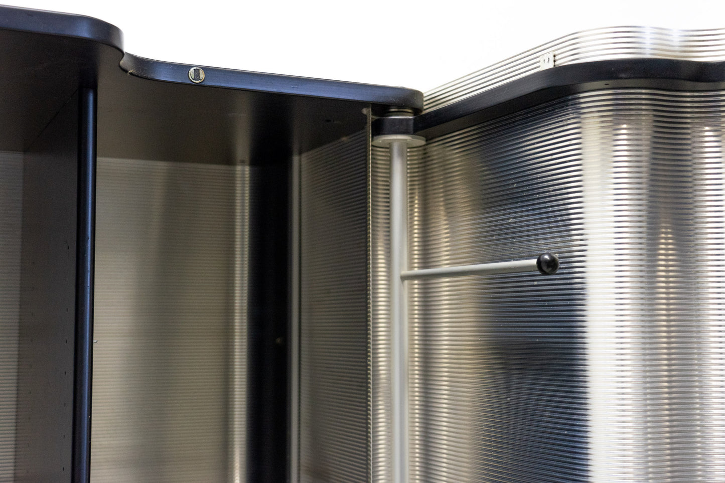 Thut Aluminiumschrank 380