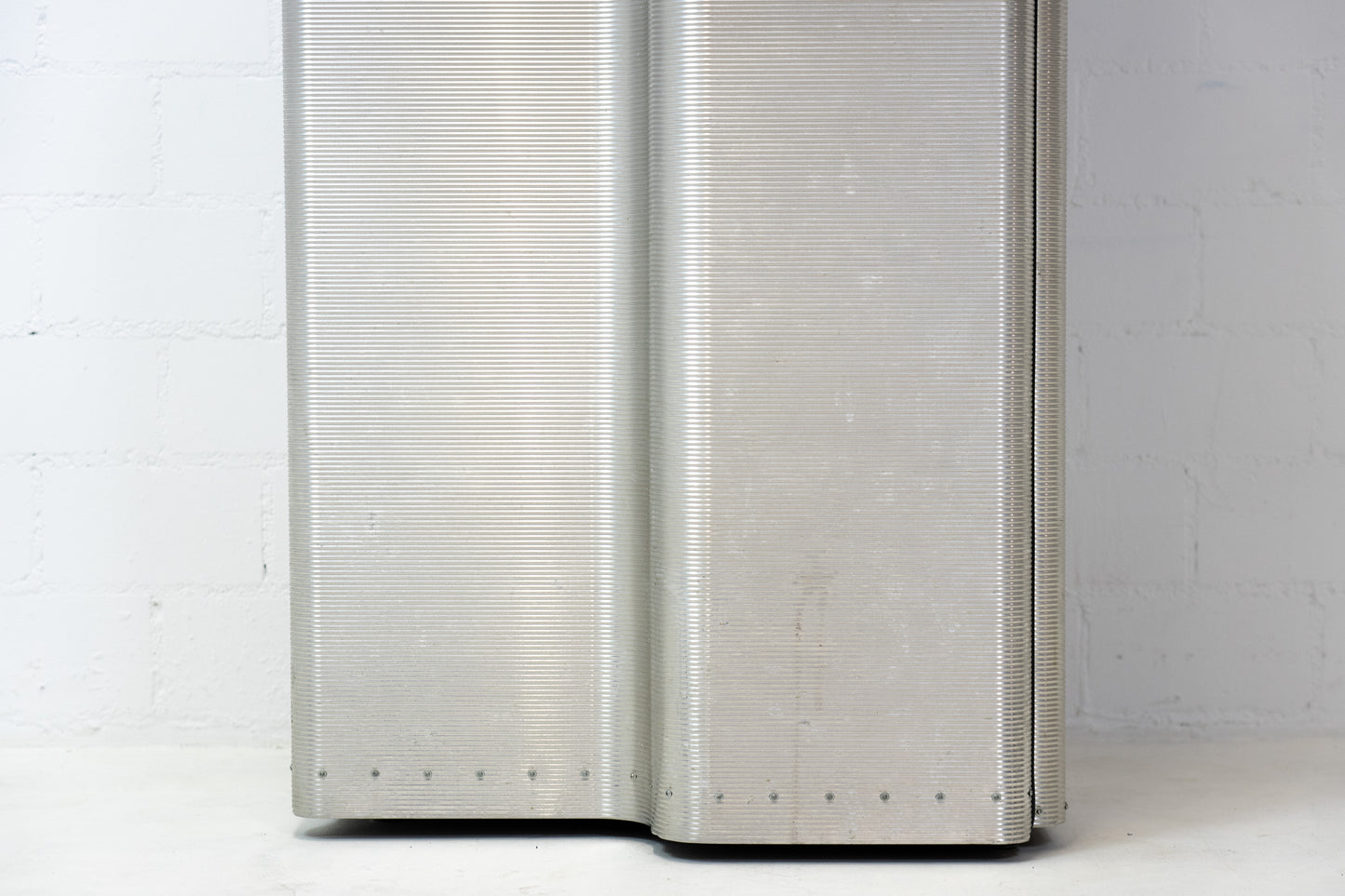 Thut Aluminiumschrank 380 Nr. 2