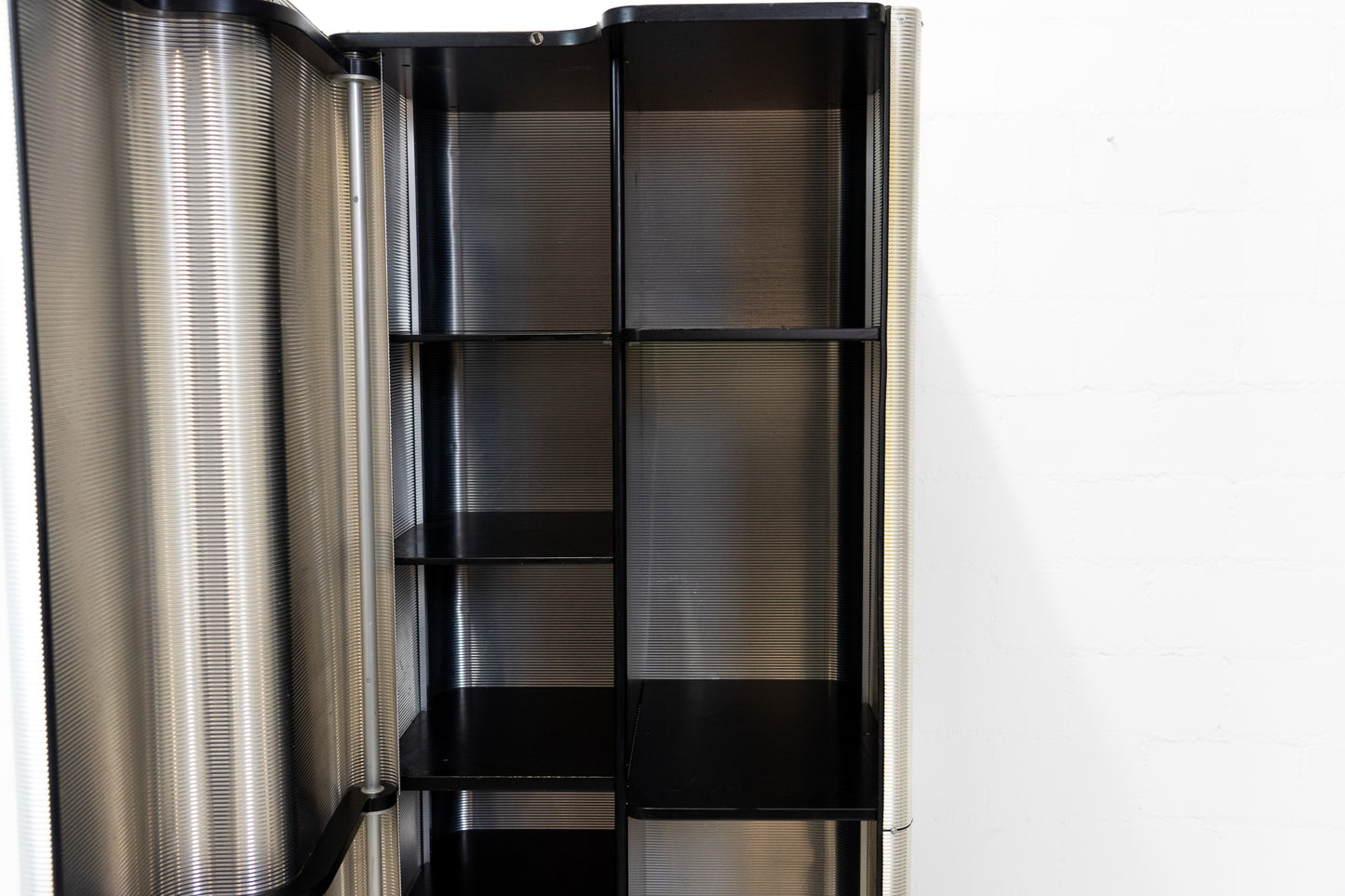 Thut Aluminiumschrank 380 Nr. 2