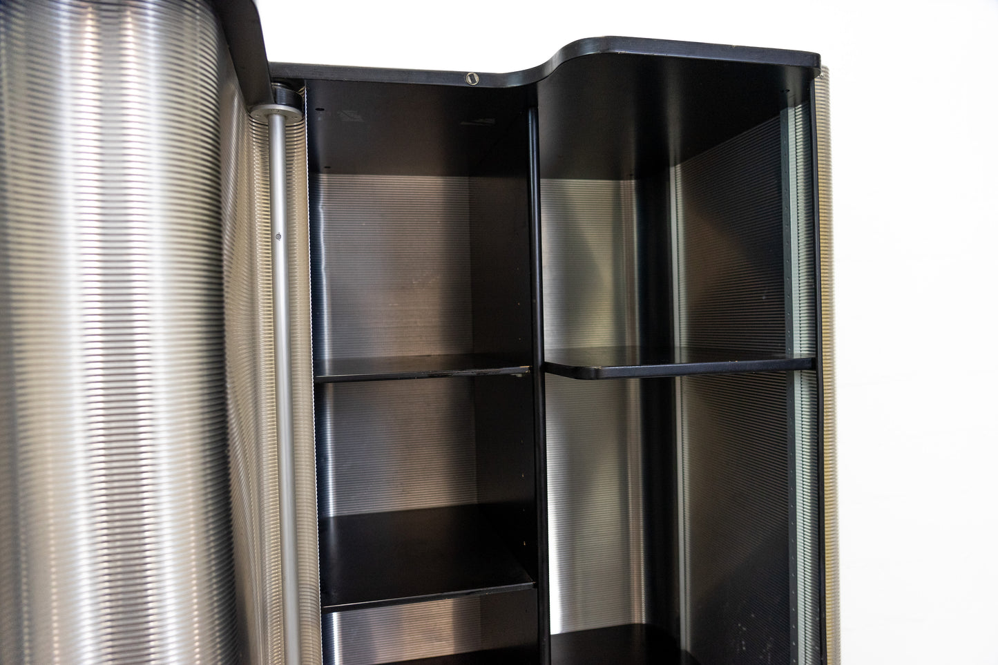 Thut Aluminiumschrank 380 Nr. 2