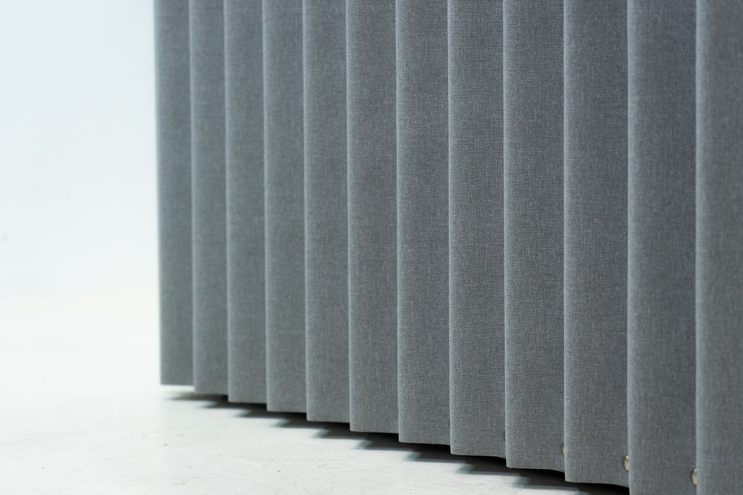 Thut Faltvorhang-Schrank Nr. 6