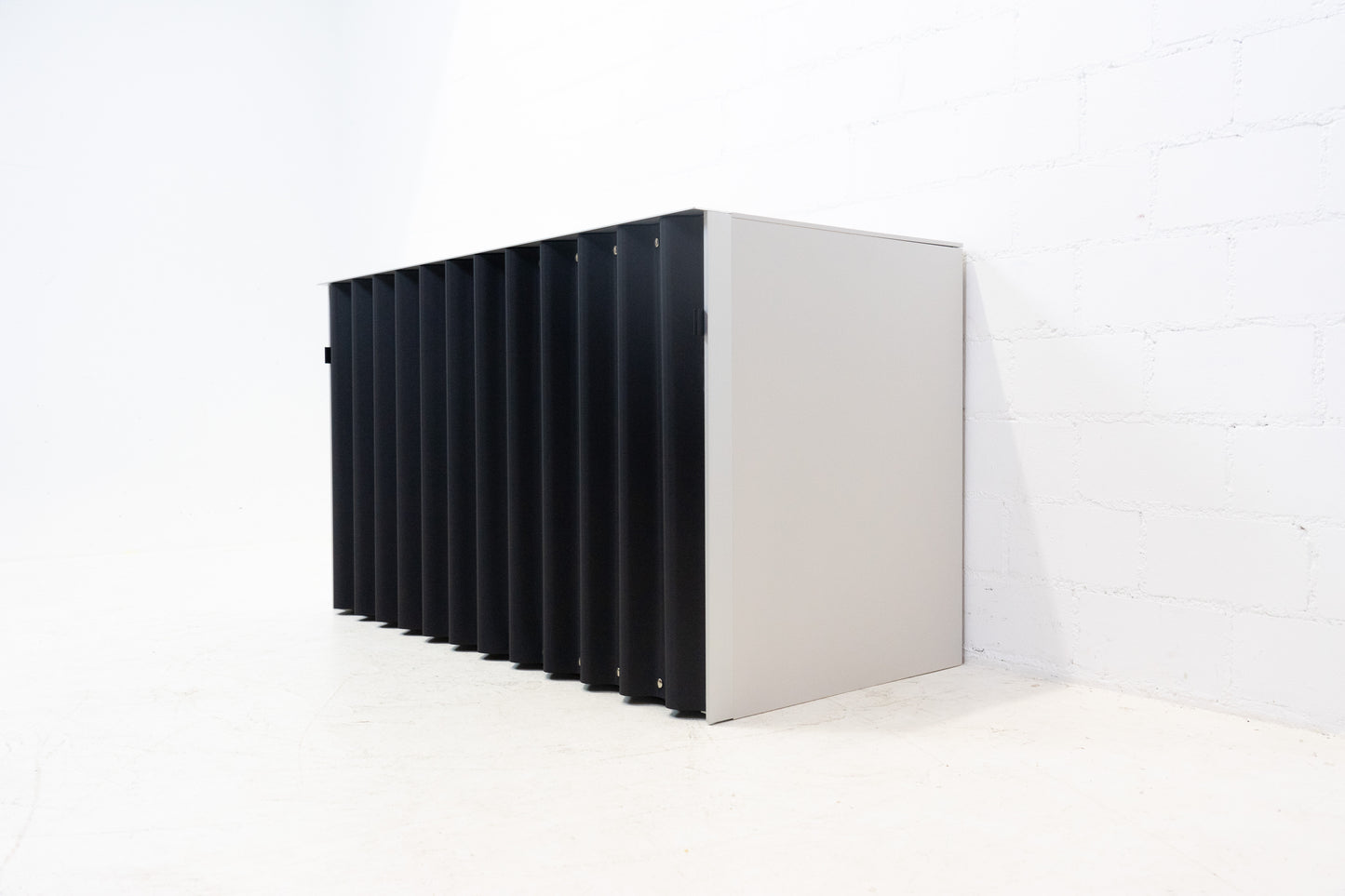 Thut Faltvorhang-Sideboard Nr. 3