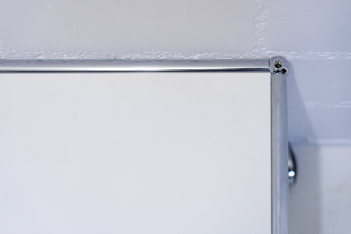 USM Haller Couchtisch Reinweiss Rollen Nr. 1