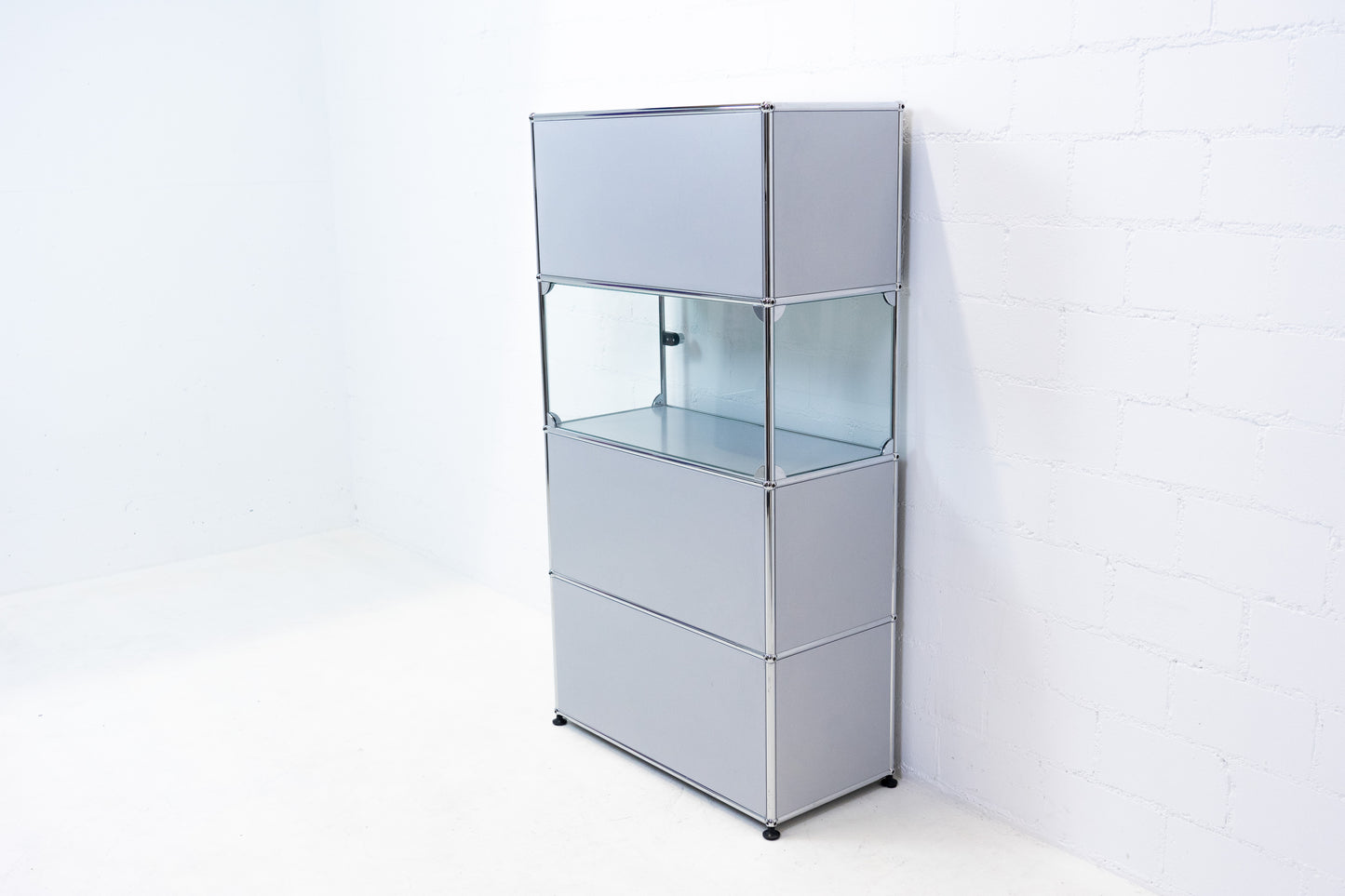USM Haller Highboard Mattsilber Nr. 3