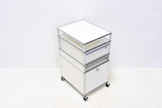 USM Haller Nachttisch / Korpus Reinweiss Nr. 1