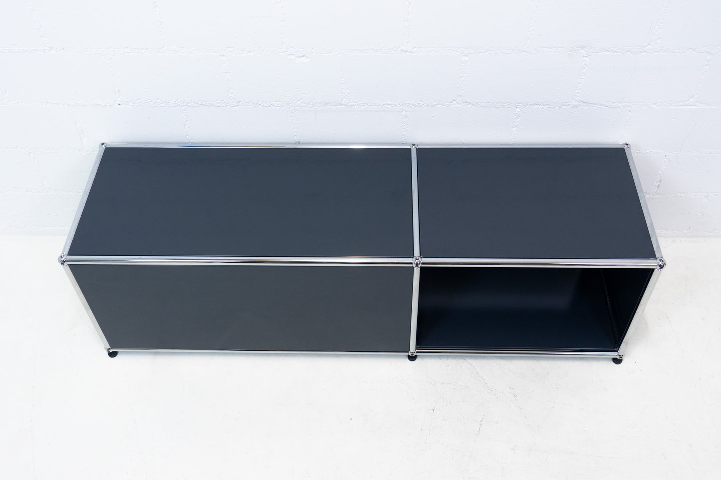 USM Haller Lowboard Anthrazitgrau Nr. 23